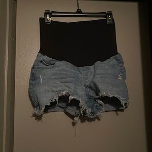 Maternity shorts